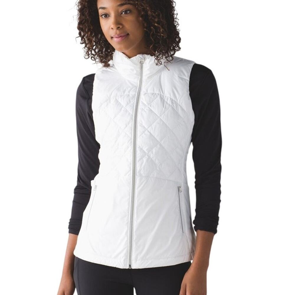 Lululemon Down for a Run Vest White Size 6 Quilted Puffer Ski Outdoors Run Gym